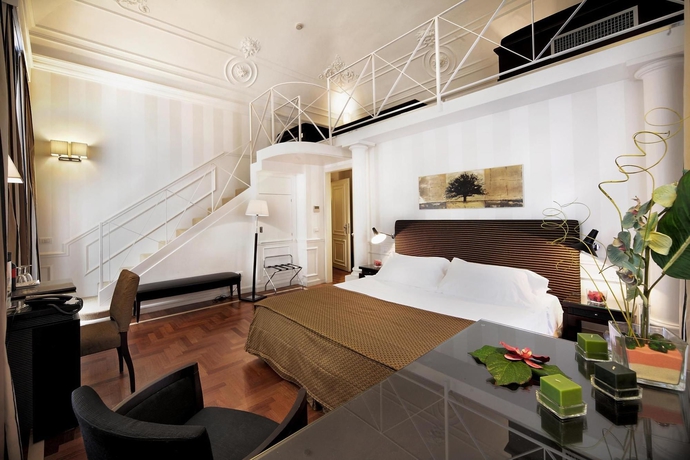 Imagen de los exteriores del Hotel Il Principe, Catania. Foto 7