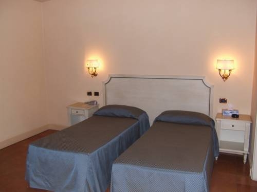 Imagen general del Hotel Il Quadrifoglio, Roma. Foto 16