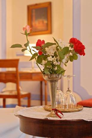 Imagen de la habitación del Hotel Il Rond&ograve; Boutique. Foto 10