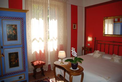 Imagen de la habitación del Hotel Il Rond&ograve; Boutique. Foto 11