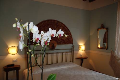 Imagen de la habitación del Hotel Il Rond&ograve; Boutique. Foto 12