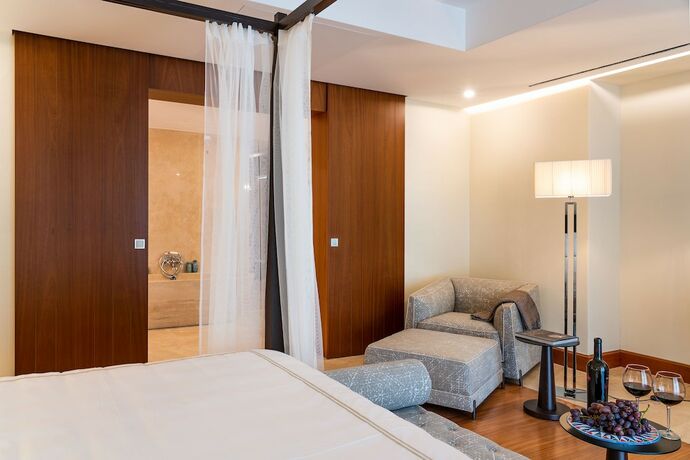 Imagen de la habitación del Hotel Il San Corrado di Noto Luxury Resort. Foto 13