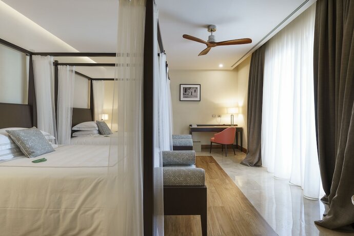 Imagen de la habitación del Hotel Il San Corrado di Noto Luxury Resort. Foto 18