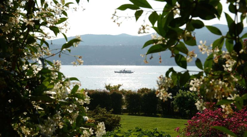 Imagen del bar/restaurante del Hotel Il Sole Di Ranco. Foto 8