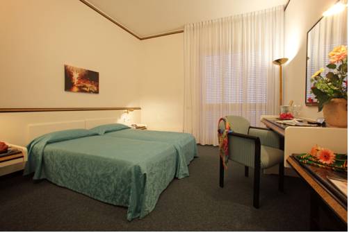 Imagen de la habitación del Hotel Il Telamonio. Foto 16