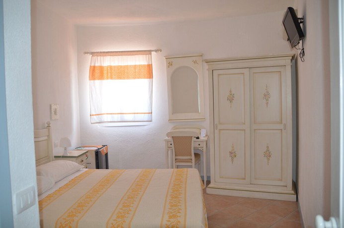 Imagen de la habitación del Hotel Il Timone, Olbia. Foto 11
