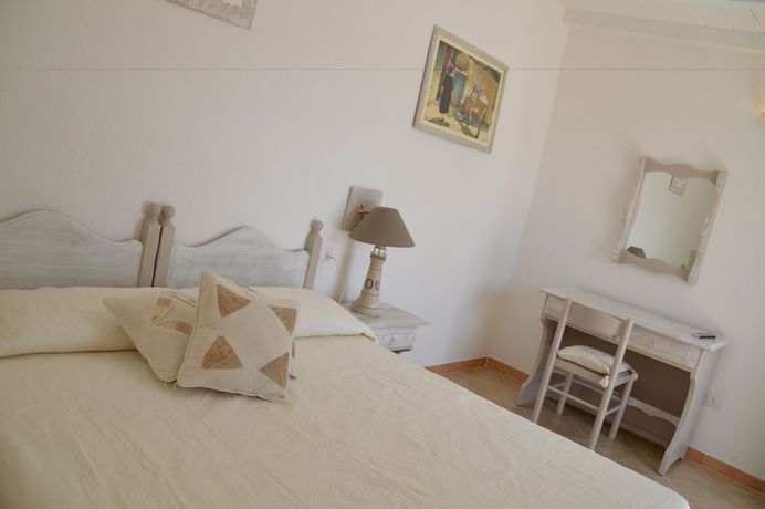 Imagen de la habitación del Hotel Il Timone, Olbia. Foto 12