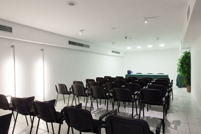 Imagen de los interiores del Hotel Il Timone, Porto San Giorgio. Foto 13