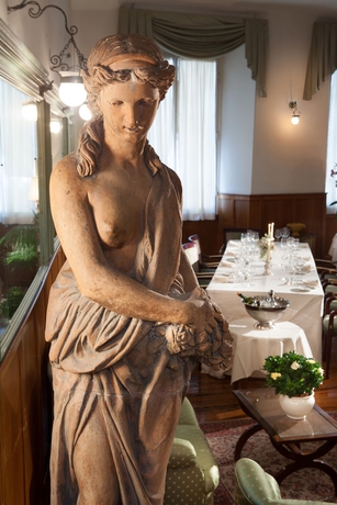 Imagen del bar/restaurante del Hotel Il Tornabuoni The Unbound Collection By Hyatt. Foto 5