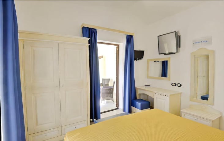 Imagen de la habitación del Hotel Il Vascello, Cerde&ntilde;a. Foto 4