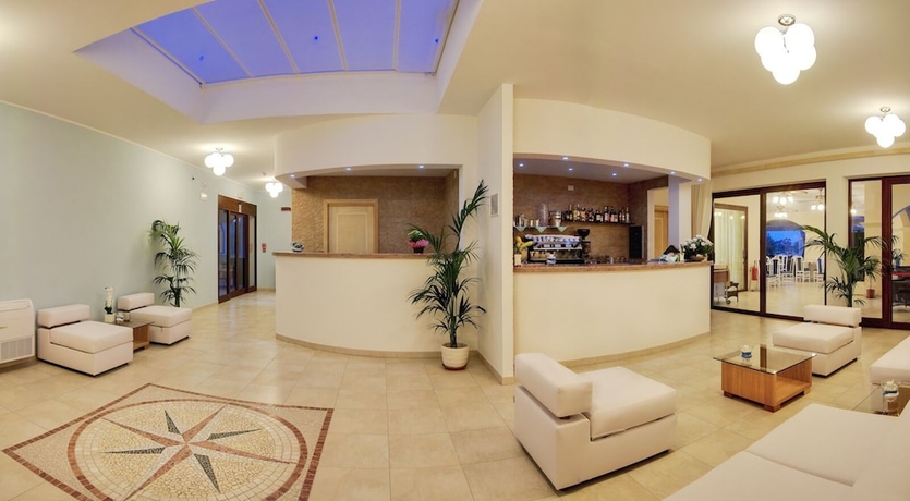 Imagen de los interiores del Hotel Il Vascello, Cerde&ntilde;a. Foto 18