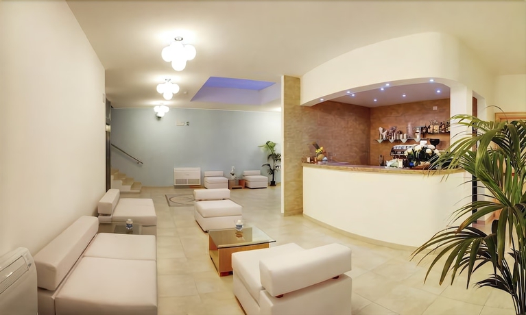 Imagen del bar/restaurante del Hotel Il Vascello, Cerde&ntilde;a. Foto 2