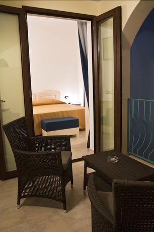 Imagen de la habitación del Hotel Il Vascello, Cerde&ntilde;a. Foto 7