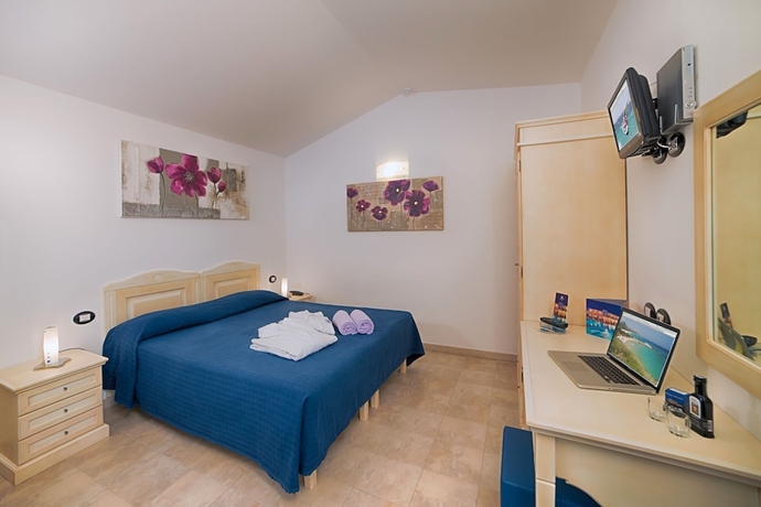 Imagen de la habitación del Hotel Il Vascello, Cerde&ntilde;a. Foto 8
