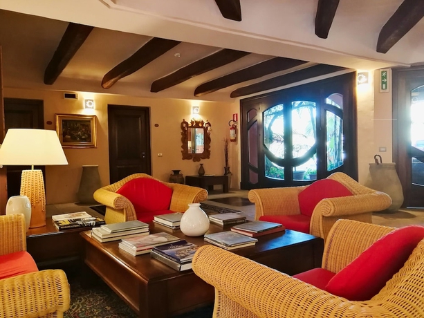 Imagen de los interiores del Hotel Il Vecchio Mulino, Tortoli. Foto 16