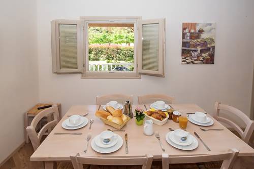 Imagen de la habitación del Hotel Il Villaggio Di Giuele. Foto 4