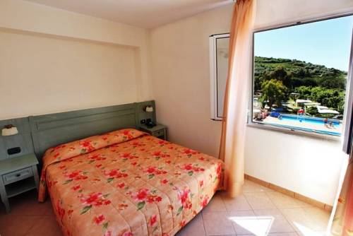Imagen de la habitación del Hotel Il Villaggio Di Giuele. Foto 14