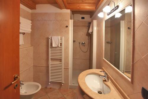 Imagen de la habitación del Hotel Il Villaggio Di Giuele. Foto 16