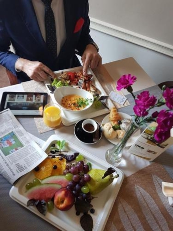 Imagen de la habitación del Hotel Ilan. Foto 7