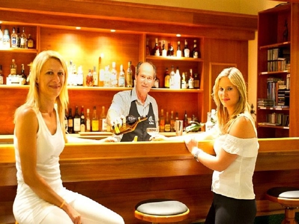 Imagen general del Hotel Ilaria, Kalamaki. Foto 11