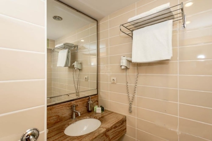 Imagen de la habitación del Hotel Ilayda. Foto 14