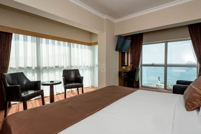 Imagen de la habitación del Hotel Ilayda, Kusadasi. Foto 4