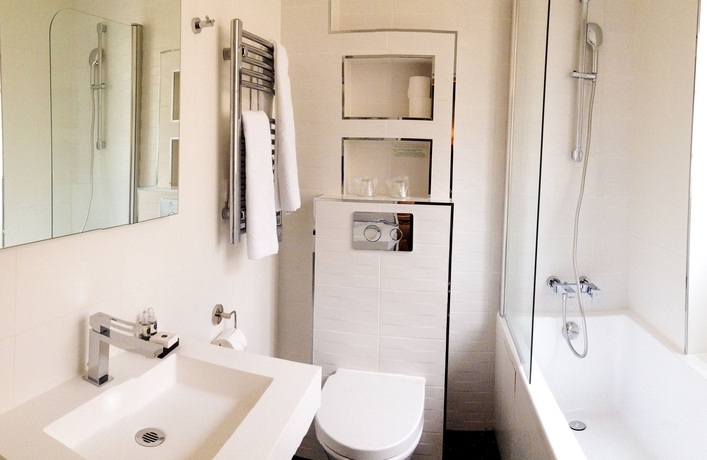 Imagen de la habitación del Hotel Ile De France Opéra. Foto 6