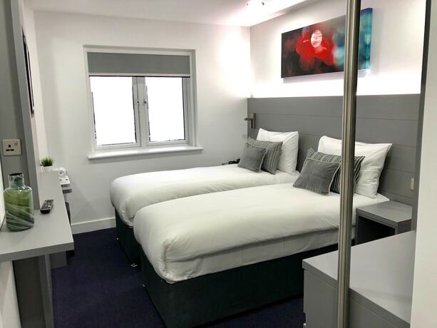 Imagen de la habitación del Hotel Ilford Grand Hotel. Foto 17