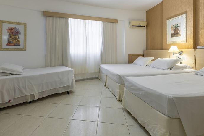 Imagen de la habitación del Hotel Ilha Da Madeira. Foto 5