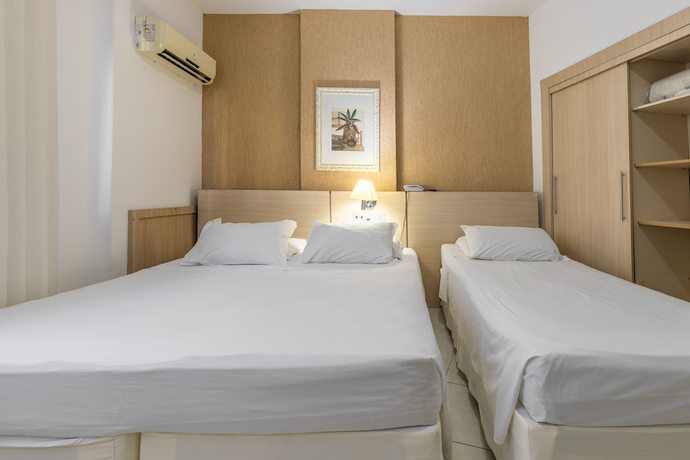 Imagen de la habitación del Hotel Ilha Da Madeira. Foto 9