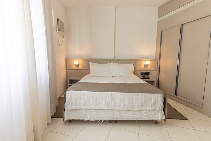 Imagen de la habitación del Hotel Ilha Da Madeira. Foto 14