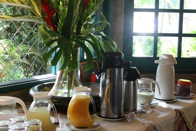 Imagen del bar/restaurante del Hotel Ilha Deck. Foto 4