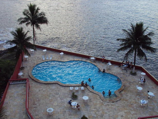 Imagen de la piscina del Hotel Ilha Porchat. Foto 10