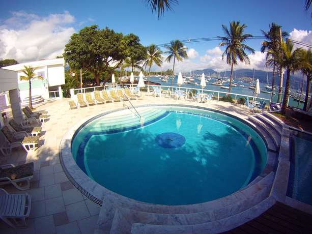 Imagen de la piscina del Hotel Ilhabela. Foto 5