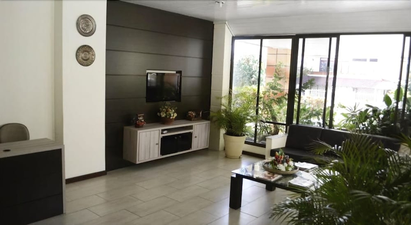 Imagen de los interiores del Hotel Ilhasul Residencia. Foto 17