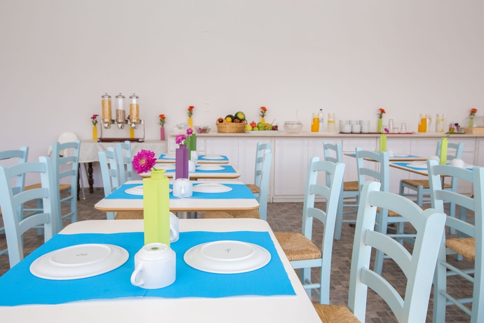 Imagen del bar/restaurante del Hotel Iliada Odysseas Resort. Foto 2