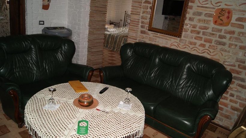 Imagen general del Hotel Iliada, Tirana. Foto 4