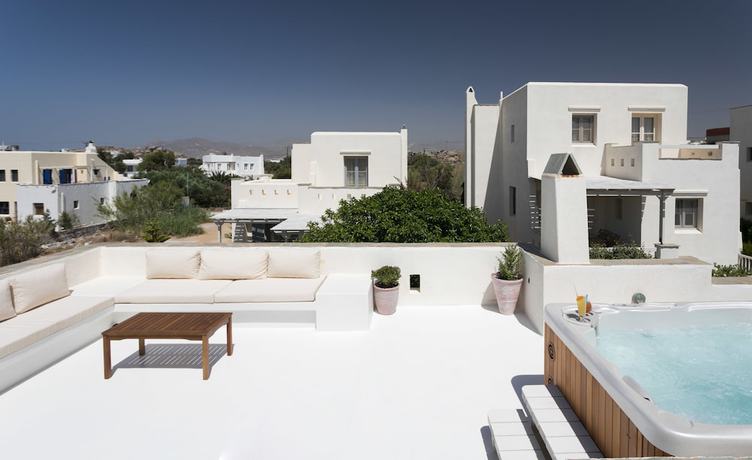 Imagen de la habitación del Hotel Iliada Villas. Foto 16