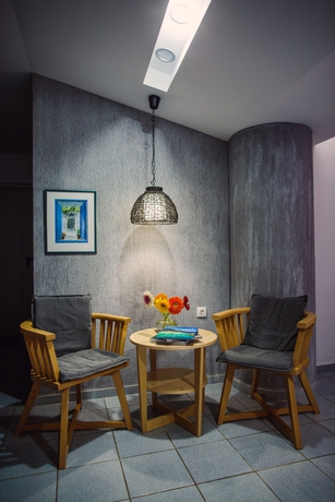 Imagen de los interiores del Hotel Iliana. Foto 13