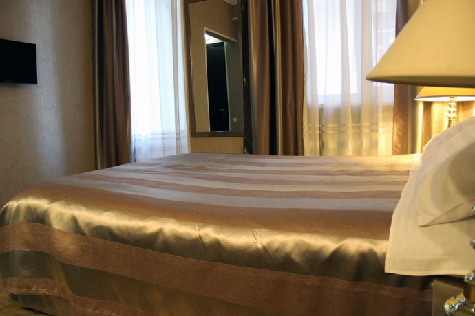 Imagen de los interiores del Hotel Iliani. Foto 7