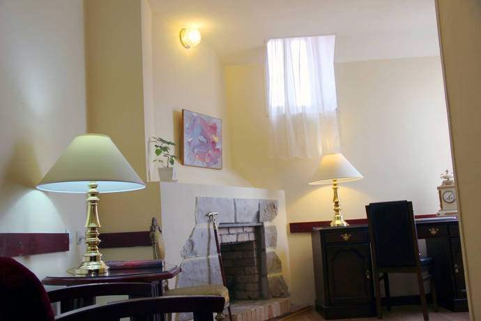 Imagen de los interiores del Hotel Iliani. Foto 8