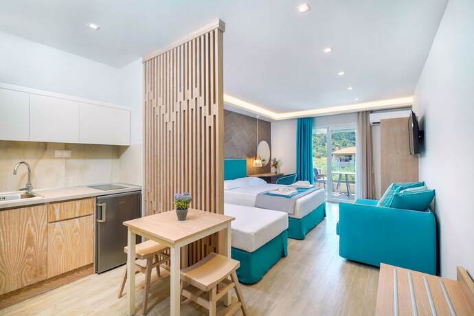 Imagen de la habitación del Hotel Iliomagic Luxury Suites Thassos. Foto 12