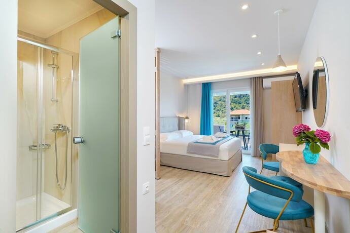 Imagen general del Hotel Iliomagic Luxury Suites Thassos. Foto 8