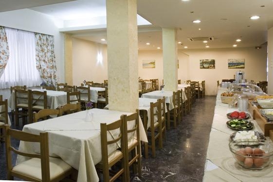 Imagen general del Hotel Ilion. Foto 6