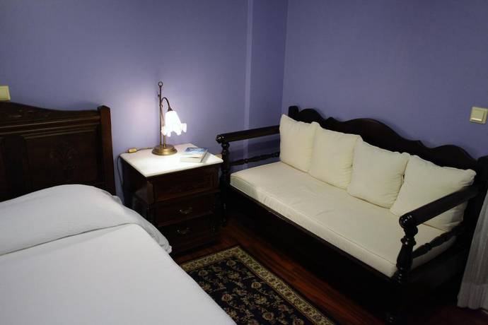 Imagen de la habitación del Hotel Ilion. Foto 5