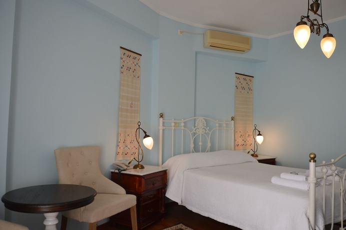 Imagen de la habitación del Hotel Ilion. Foto 8