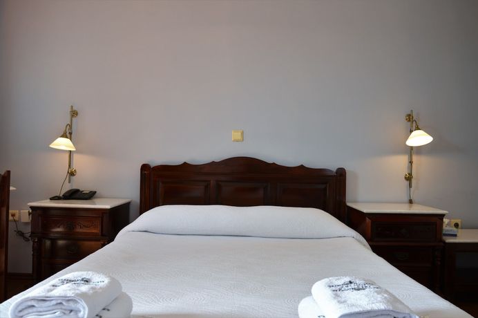 Imagen de la habitación del Hotel Ilion. Foto 15