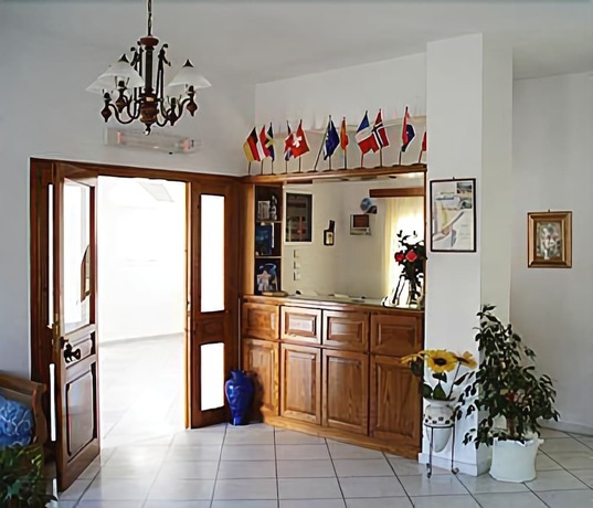 Imagen de los interiores del Hotel Ilion, Naxos. Foto 19