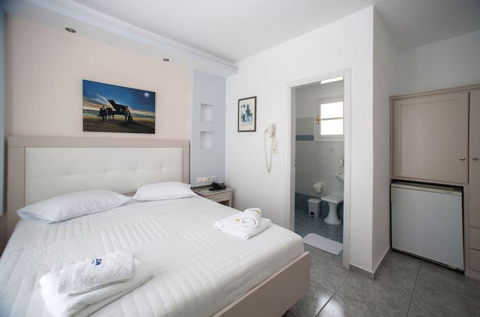 Imagen de la habitación del Hotel Ilion, Naxos. Foto 17