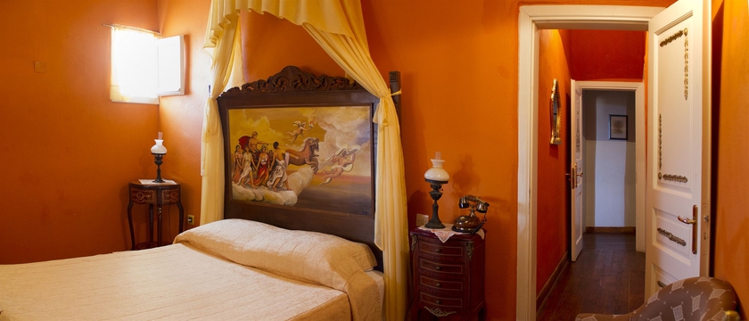 Imagen de la habitación del Hotel Ilion Suites. Foto 3